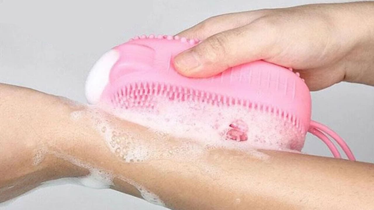 How to Use Silicone Loofah Correctly for Daily Showers