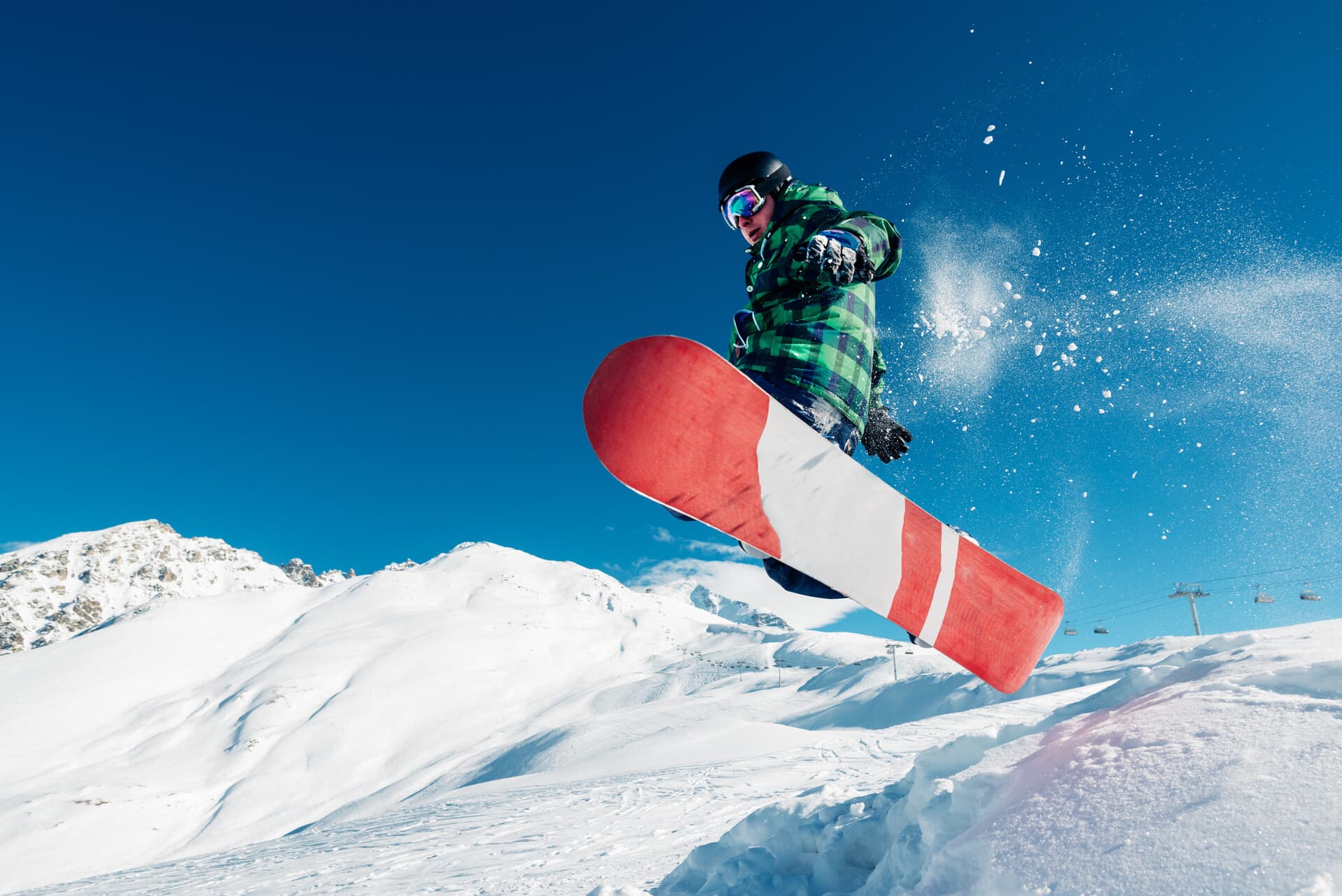Winchester, MA Ski and Snowboard – Gear for Every Snow Enthusiast