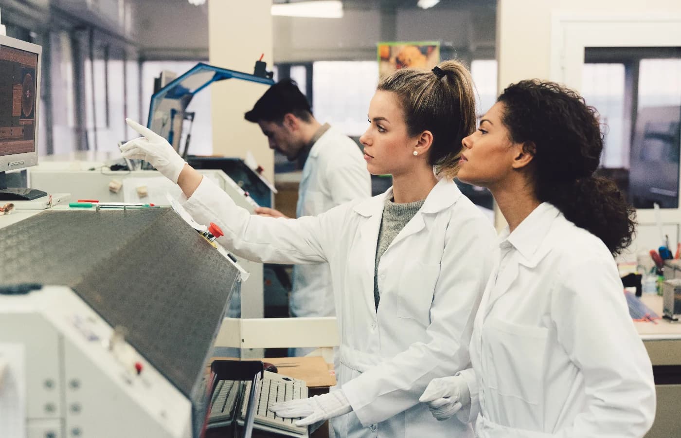 Degree Apprenticeships vs Traditional Degrees: Which Wins?