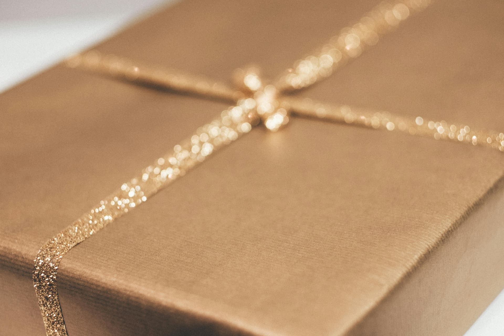 Eco-Conscious Custom Jewelry Boxes &amp; Perfume Boxes in Paper and Cardboard
