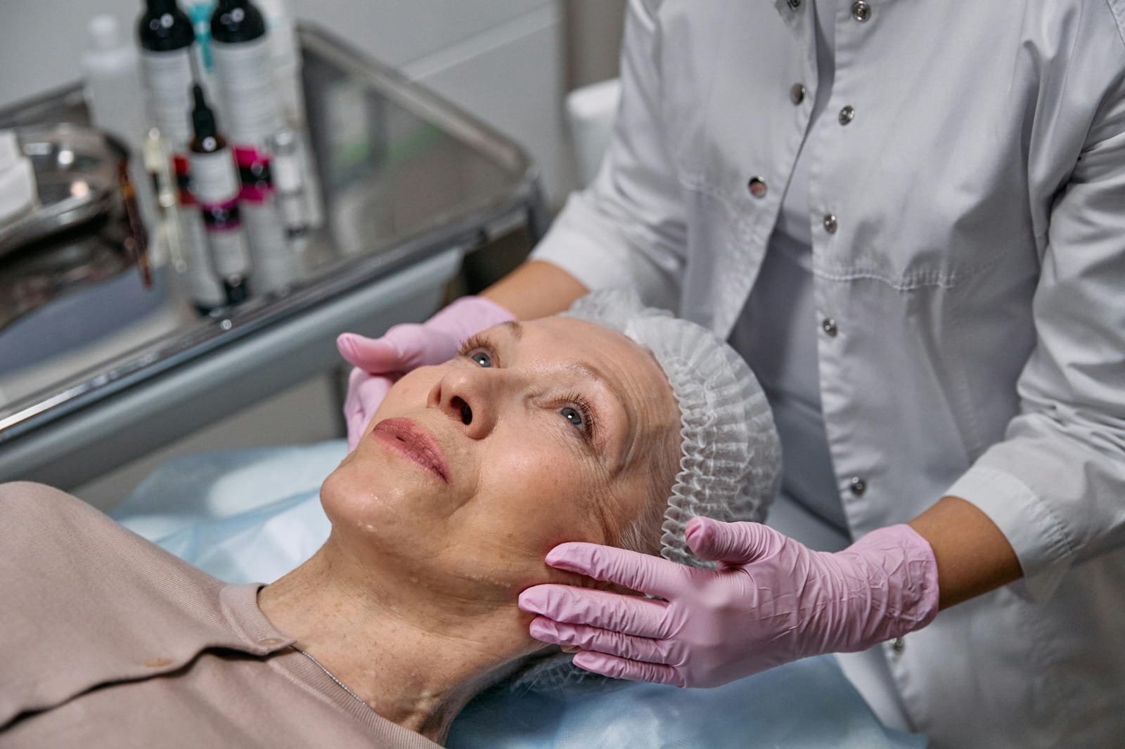 Acne Treatment to Rejuvenate Your Skin and Restore Confidence