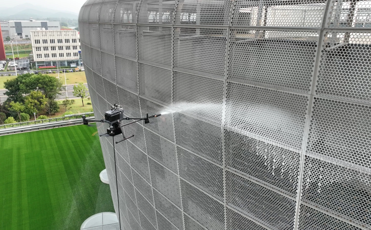 Industrial Drone Cleaning System for High-Altitude &amp; Hard-to-Reach Areas