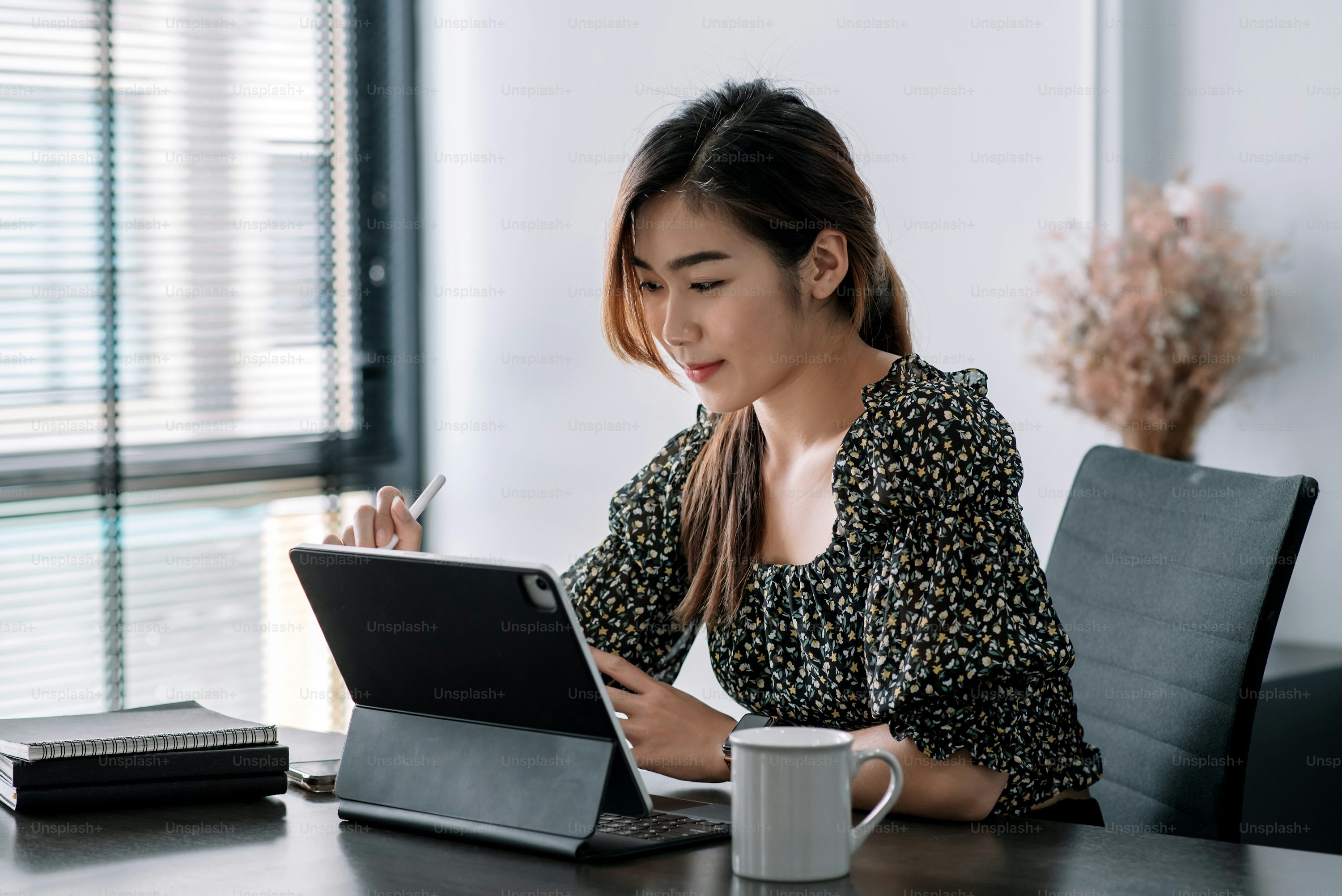 CREATING A COMPETITIVE INTELLIGENCE DASHBOARD YOUR TEAMS WILL USE